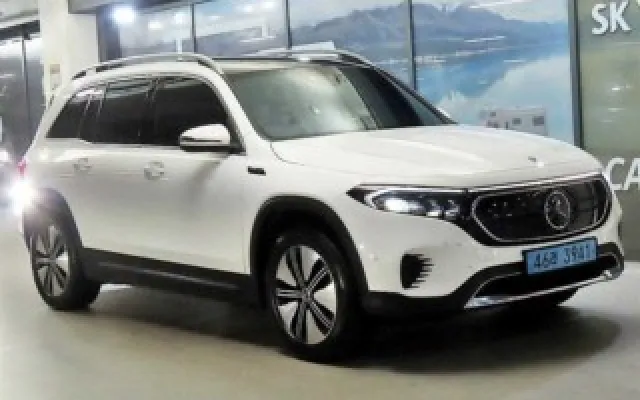 매매중고자동차 EQB (X243) EQB 300 4MATIC 매물 사진 9 - 2022/12 53,083km
